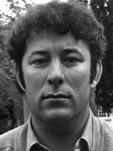 Seamus Heaney and the Irish Language are linked